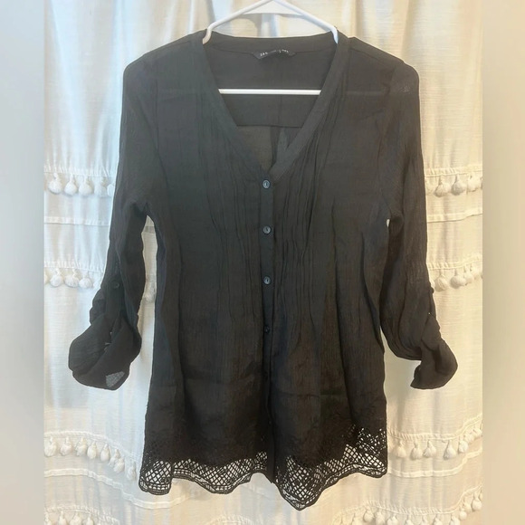 Zac & Rachel black button down blouse with crochet detail. Size S - Picture 1 of 7